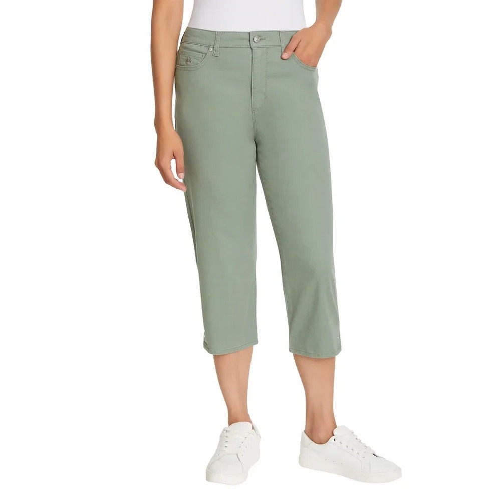 Gloria Vanderbilt Women's Amanda Capri, Green, Size: 16, New
